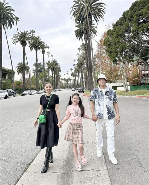 Ph Ng Trinh Jolie Di N Bikini N Ng B Ng D B U B Th N H Nh Khi N Bao Ng I M C