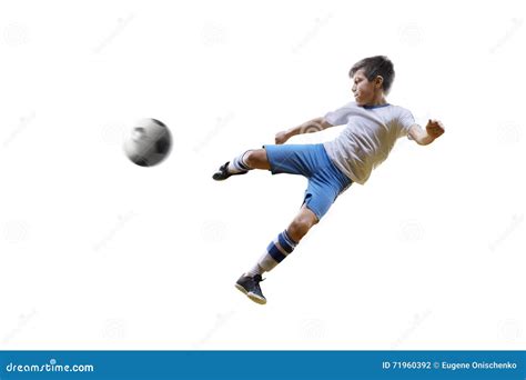 Muchacho Con El Balón De Fútbol Futbolista En El Fondo Blanco Aislado