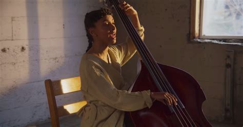 Video Esperanza Spalding Shares Brand New Triangle Suite