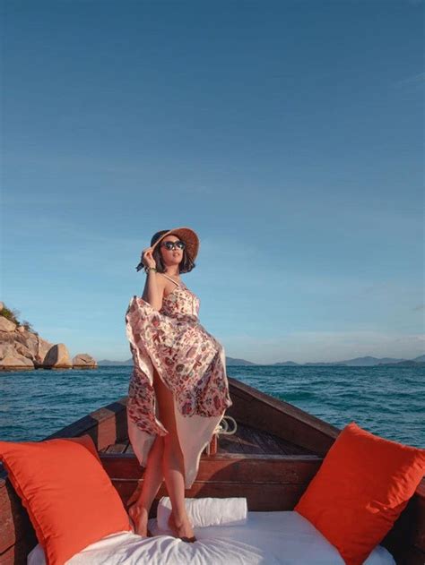 Hoa hậu Ngọc Hân táo bạo khoe ảnh bán nude Báo Pháp luật Việt Nam