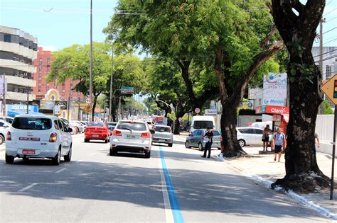 Faixas Exclusivas Para ônibus Em Três Corredores De João Pessoa Estão