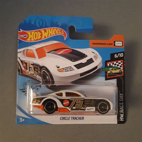 Hot Wheels Circle Tracker