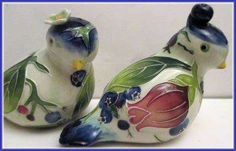 Salt And Pepper Shakers Blue Sky Signed By J Mccall Ceramic Birds