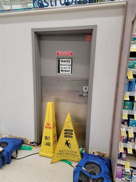 "What do you mean the restrooms are out of order?!" 🙃 : r/WalgreensStores