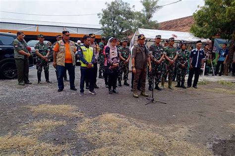 Laksanakan Perintah Jokowi Tangani Banjir Kepala Bnpb Empat Kali Ke