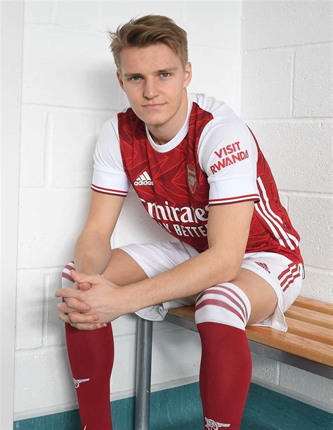 Odegaard Deja El Real Madrid Y Ficha Oficialmente Por El Arsenal