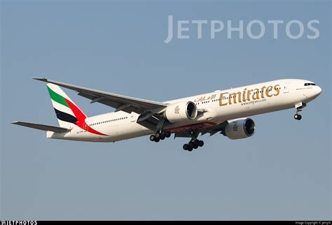 A Enq Boeing Her Emirates Jerry H Jetphotos