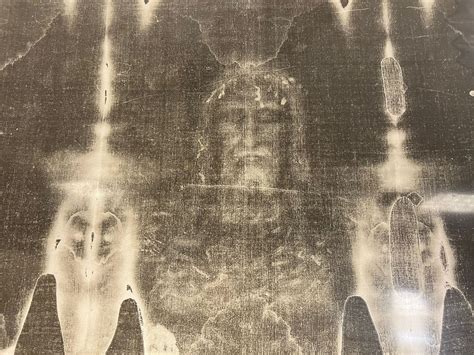 Exposição do Santo Sudário – Santuário Basílica Sagrada Família