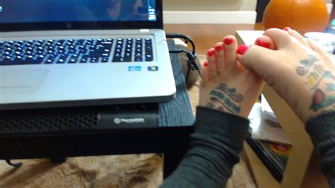 NSFW She Definitely Doesn T Have A Big Ass Seems Kinda Fuckable Would You Still Smash Or