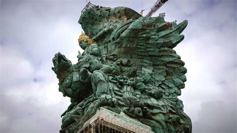 Bali Everything You Need To Know About The Mighty Garuda Wisnu Statue