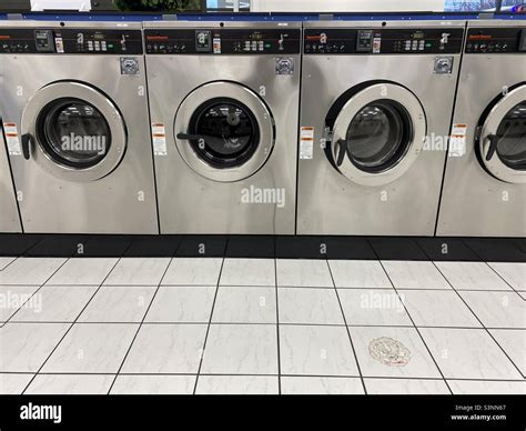 Coin Washing Hi Res Stock Photography And Images Alamy