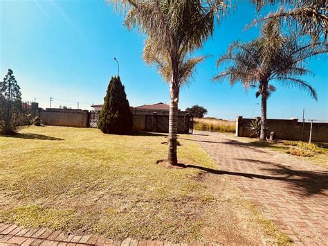 4 Bedroom House In Vryheid Central Vryheid For Sale For R 2246501