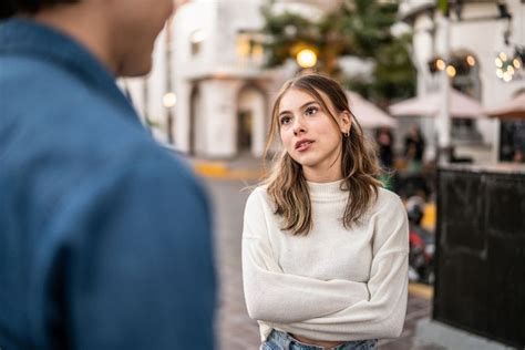 「揮別甘蔗男戀愛宇宙」搞懂男人的戀愛邏輯，談一場雙向奔赴的戀愛！