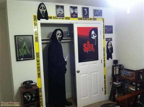 Scream 3 Ghostface Killer Lifesize replica movie costume