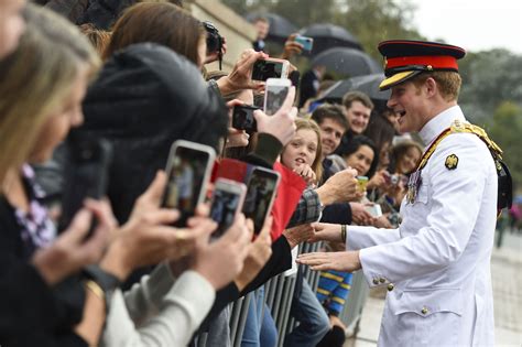 Prince Harry in Australia: Fans turnout to receive Prince in Australia