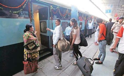 Many Puja Special Trains Run Including Patna Anand Vihar