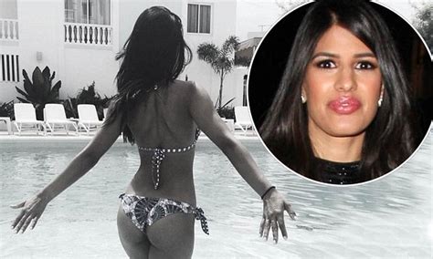 Former Towie Star Jasmin Walia Reveals Her Peachy Derri Re In Bikini Photo Daily Mail Online