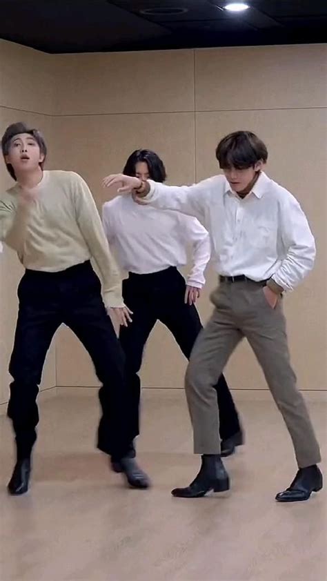 them dancing >>> #v #jk #taehyung #namjoon #kimtaehyung #bts #jungkook ...