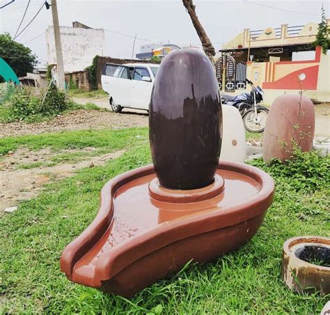 Shivling Puja Niyam घर में है शिवलिंग तो इन बातों की रखें सावधानी