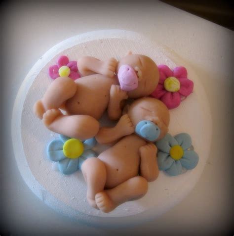 Baby Shower Cakes: Baby Shower Cake Toppers Twins