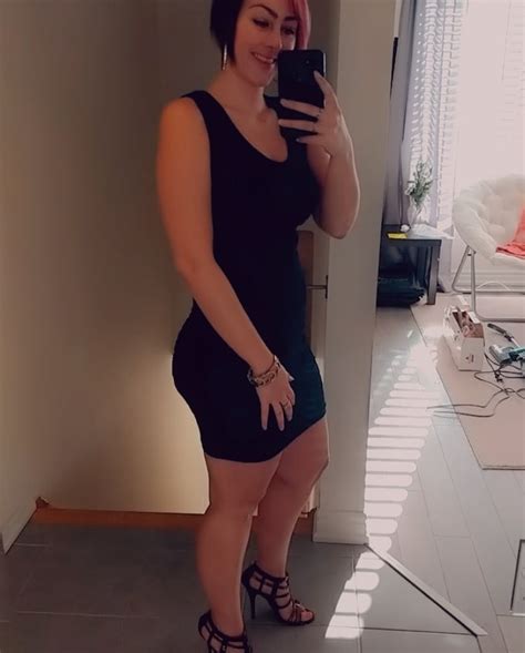 Neverovatna Hot Matorke ona traži njega