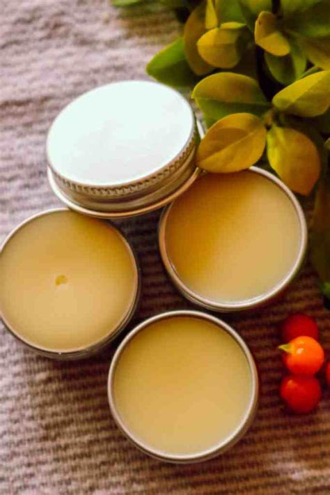 How To Make An All Natural Lip Balm At Home