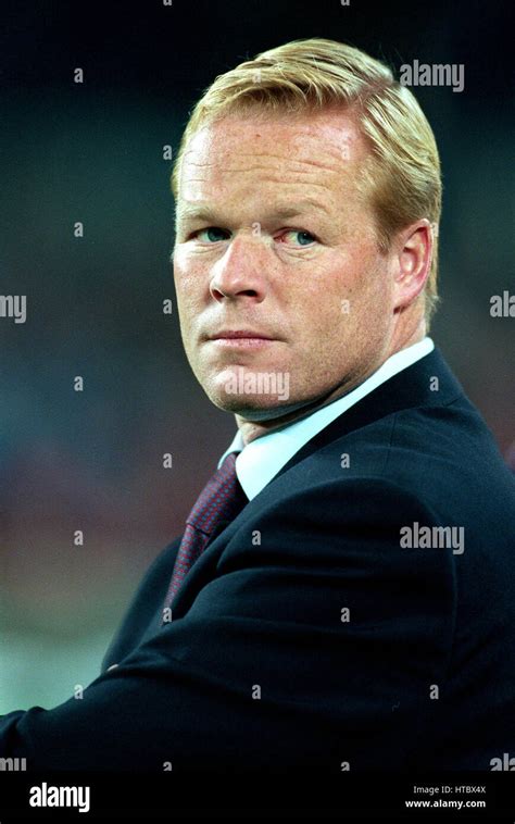 RONALD KOEMAN FC BARCELONA ASSISTANT COACH 07 November 1999 Stock Photo ...