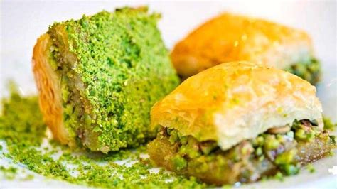 Antep üsülü baklava nasıl yapılır Meşhur Antep baklavasının püf