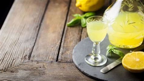 Limoncello Fatto In Casa La Ricetta Perfetta Wine Dharma