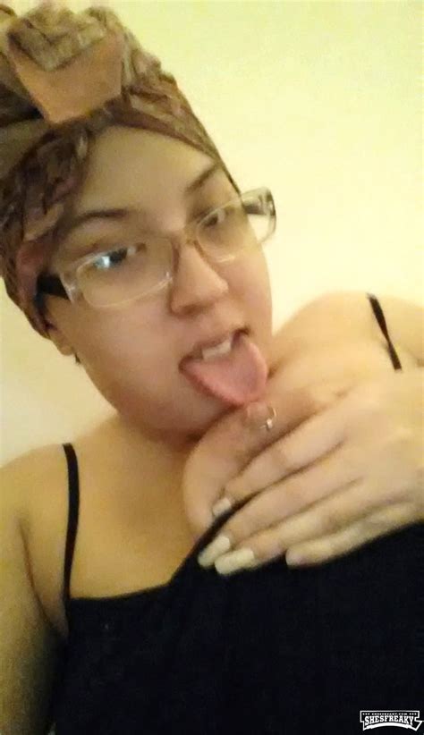 Phat Pussy Hood Latina ShesFreaky