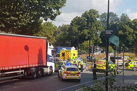 Battersea Crash Electric Scooter Rider Killed After Being Hit By Lorry