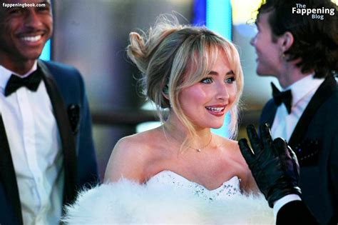 Sabrina Carpenter Sabrinacarpenter Nude The Fappening Photo 7269198 FappeningBook