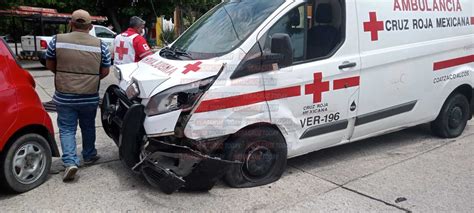 Ambulancia De La Cruz Roja Iba A Atender Accidente Y Fue Chocada En