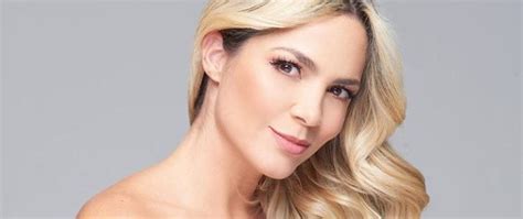 Igual de bella Mabel Cartagena compartió una foto de su juventud en bikini