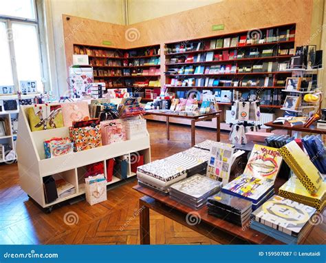 Carturesti Verona Bookstore In Bucharest Romania Editorial Photography