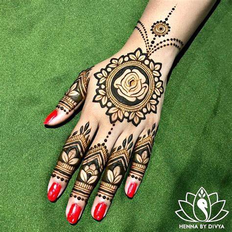 Stunning Eid Mehndi Designs To Flaunt At The Next Festive Party