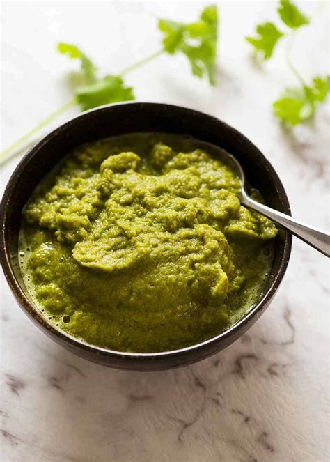 how to make a thai curry paste