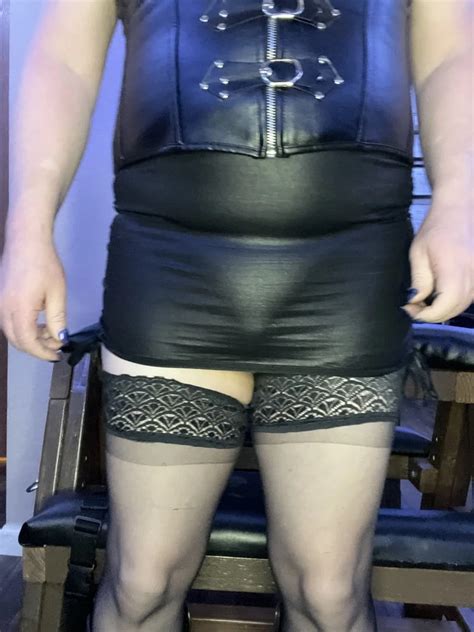 Leather Mature Tranny 19 Pics XHamster