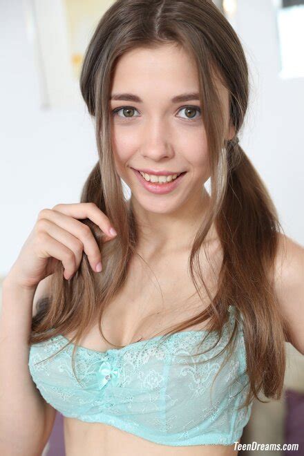 Mila Azul Pine Pink Pink Bed W4B Alex Lynn TeenDreams 3 Porn Pic