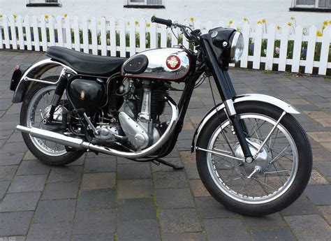 BSA B31 1957