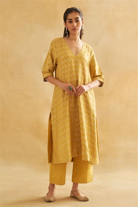 Buy Yellow Pure Katan Silk V Neck Handwoven Kurta And Pant Set For