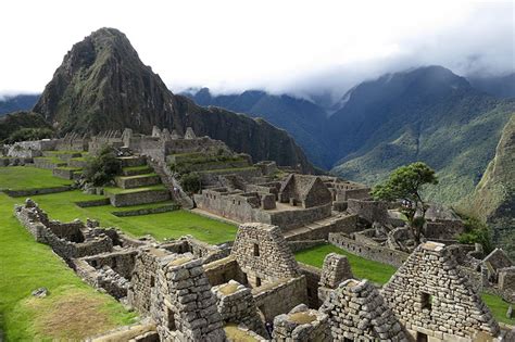 How high is Machu Picchu?