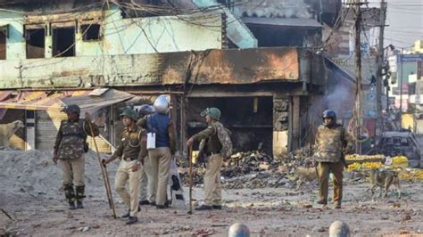 Delhi Riots Delhi Police Likely To Release Photos Of 20 Accused