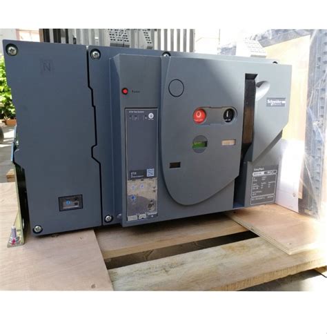 No Of Poles Four Pole Schneider Acb Air Circuit Breakers