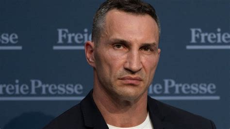 Klitschko zum Ukraine Krieg Man gewöhnt sich den Tod zu sehen