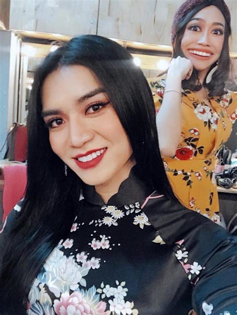 Hot girl và hot boy Tú Hảo đáp trả khi bị chê ngực lép Quỳnh Anh Shyn lộ cánh tay