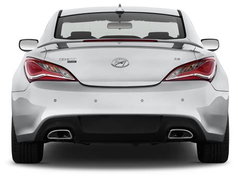 Image: 2016 Hyundai Genesis Coupe 2-door 3.8L Auto Base w/Black Seats ...