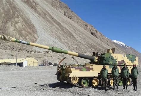 Indian Army deploys medium and long-range artillery to northern border ...