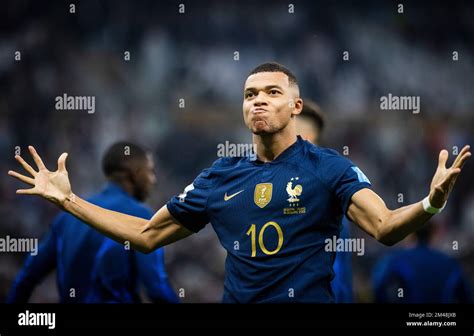 Doha Qatar 18th Décembre 2022 Kylian Mbappe Fra Fêtez Le But Pour