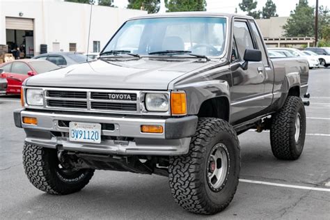 Ls3 Powered 1987 Toyota 4x4 Pickup For Sale On Bat Auctions Sold For 33 777 On November 26